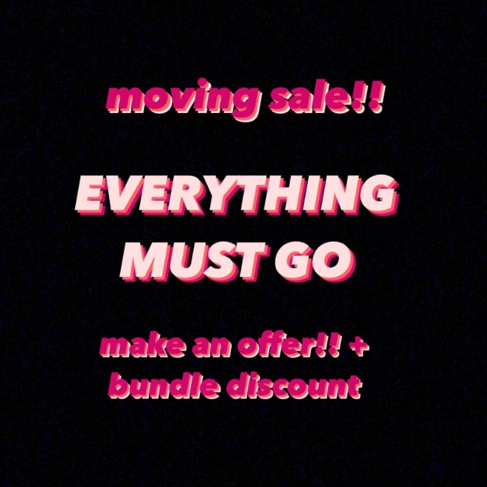 🌸🌸🌸MAKE AN OFFER OR BUNDLE 🌺🌺🌺